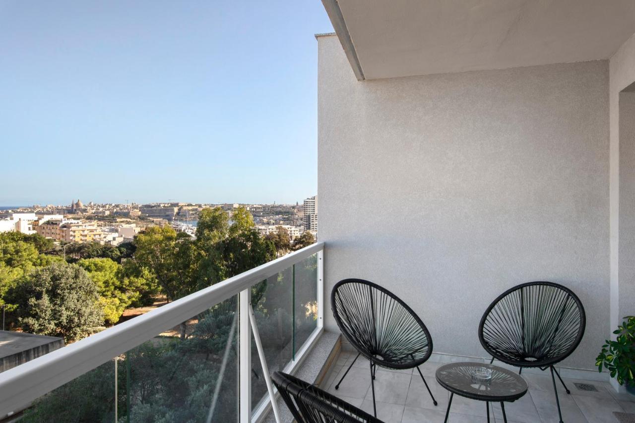 Spacious, Modern & Cosy 2 Bedroom 2 Bathroom Apartment - St. Julians Saint Julian's エクステリア 写真